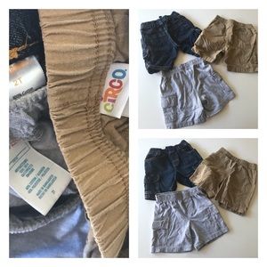 Cargo / cotton shorts bundle. 2T